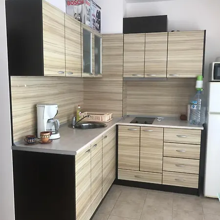 Apolon 8 Ravda Апартаменты